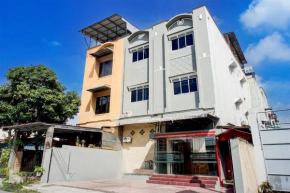 Hotel O Waringin Residence